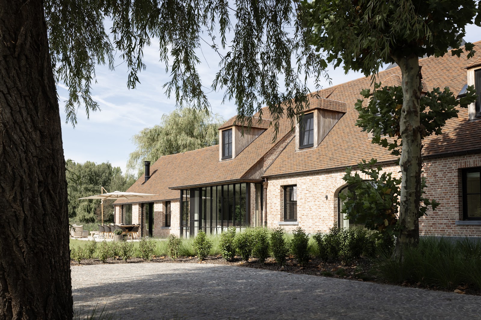 modern kasteel, Mieke van Herck, The romance of a castle, the comfort of a modern home, The Art of Living