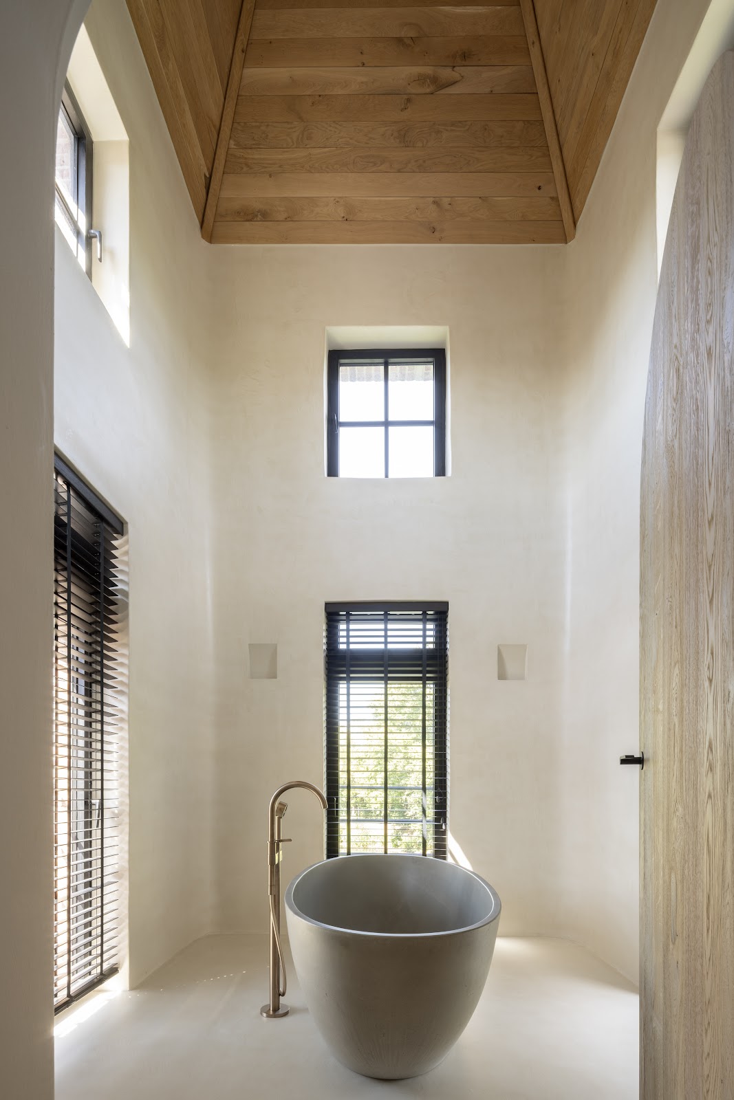 modern kasteel, Mieke van Herck, The romance of a castle, the comfort of a modern home, The Art of Living