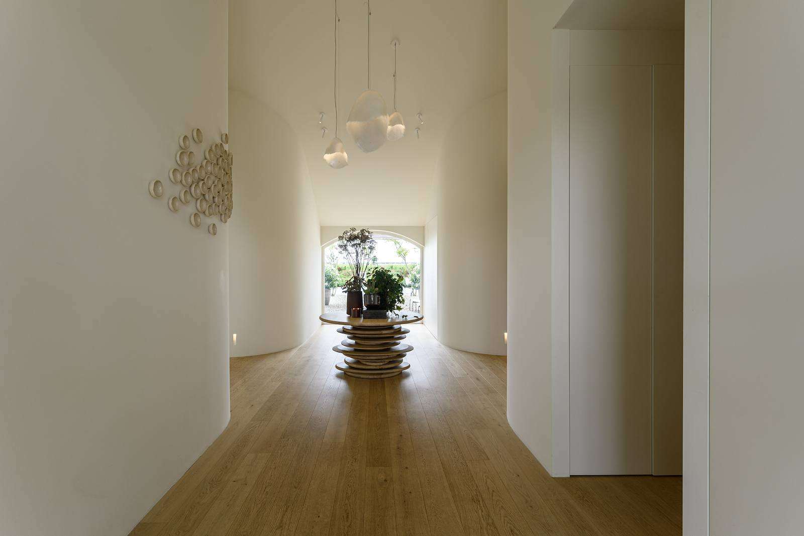 kubuswoning, v2 Atelier Delonne, All attention to the interior: Living in your own design, The Art of Living