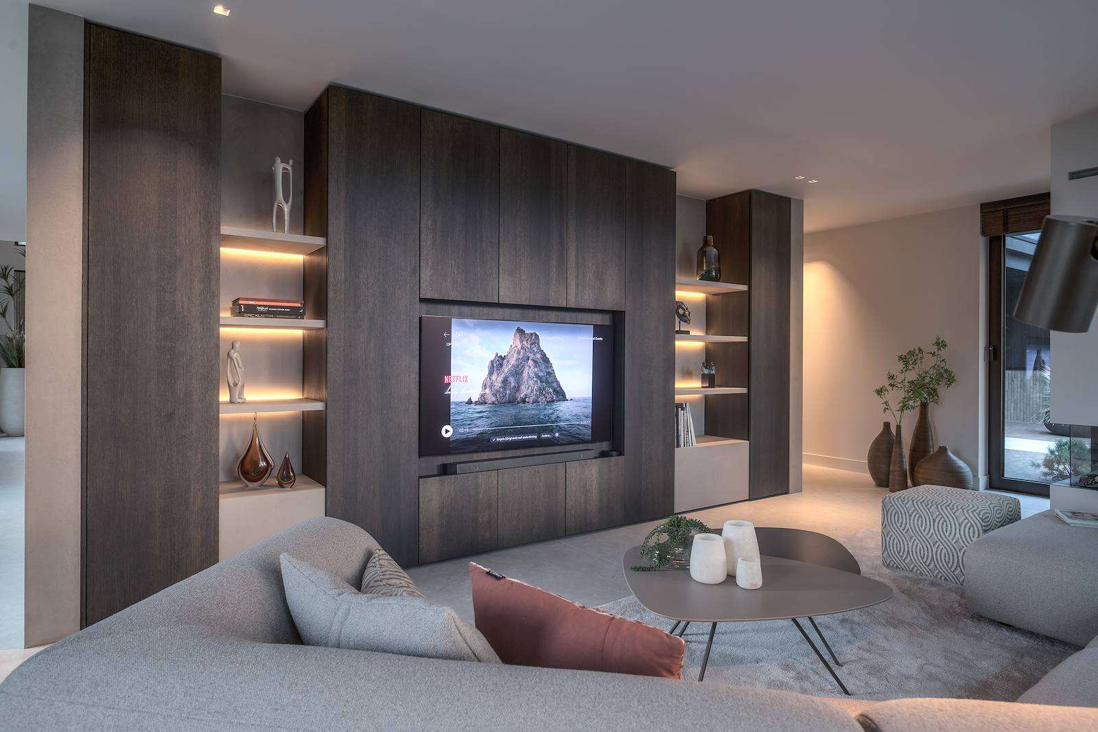 luxe villa, Siebers Groep en Bob Romijnders, Contemporary luxury villa in the rural landscape, The Art of Living