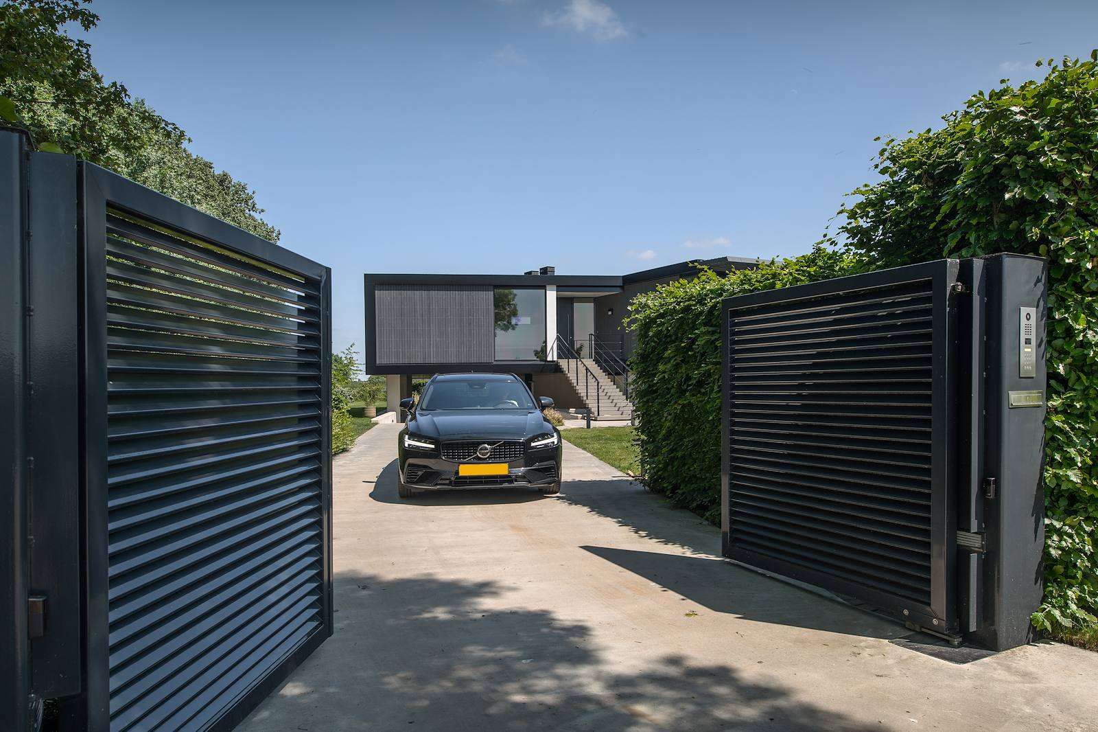 paradijslijk wonen, Westeneng Architectuur, Paradise living: A gem by the Maas, The Art of Living