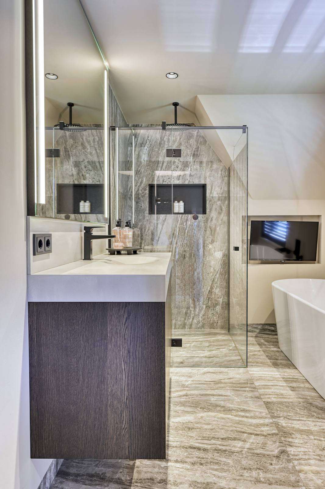 nieuwbouwvilla, Solid Surface International, Where light, tranquillity and luxury converge, The Art of Living