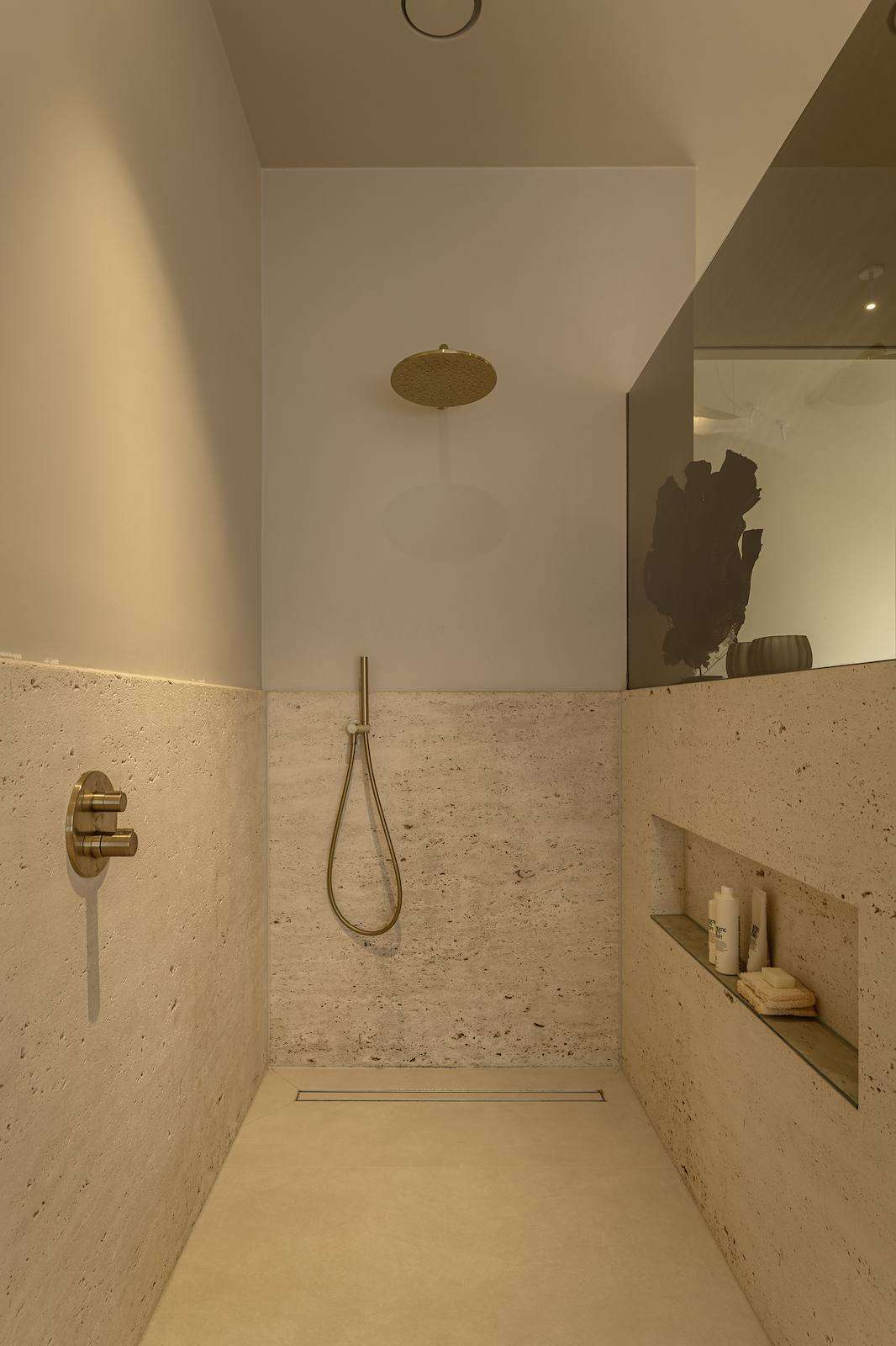 kubuswoning, v2 Atelier Delonne, All attention to the interior: Living in your own design, The Art of Living