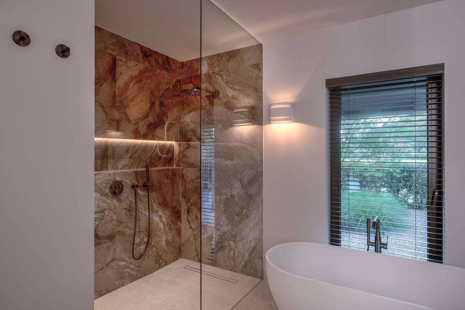 luxe villa, Siebers Groep en Bob Romijnders, Contemporary luxury villa in the rural landscape, The Art of Living