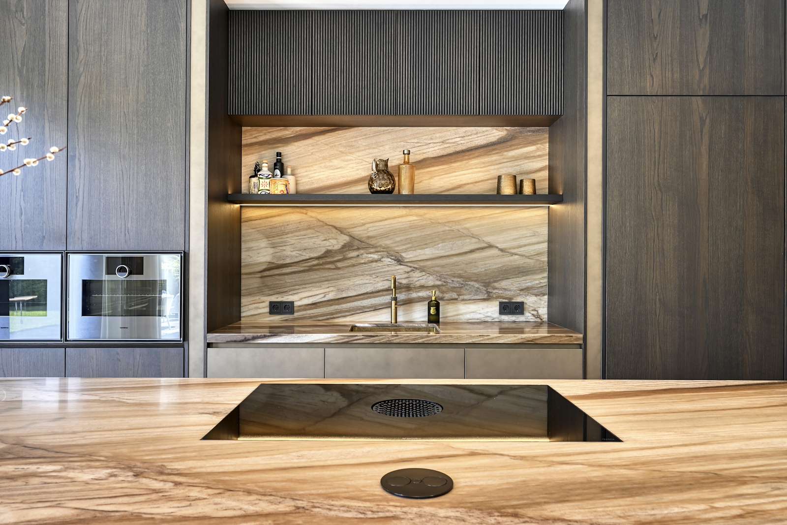 nieuwbouwvilla, Solid Surface International, Where light, tranquillity and luxury converge, The Art of Living